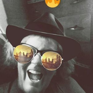 Meet your Posher, Kimily